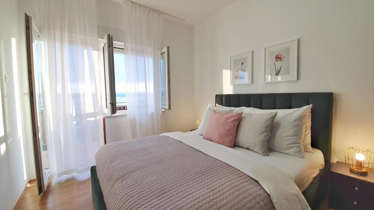 Seaview Apartment With Balcony And Terrace Barac ツリクヴェニツァ エクステリア 写真