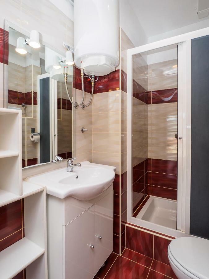 Seaview Apartment With Balcony And Terrace Barac ツリクヴェニツァ エクステリア 写真